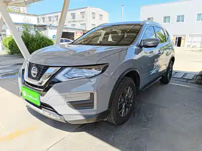 Nissan X-Trail 2025