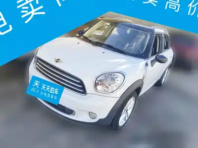 MINI COUNTRYMAN 2013