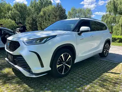 Toyota Crown Kluger 2022