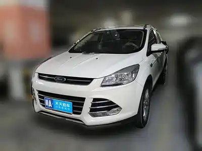 Ford Kuga 2015