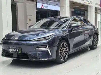 Geely Galaxy Xingyao 8 2025