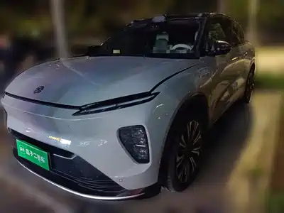NIO ES8 2023
