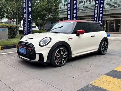 MINI JCW 2022