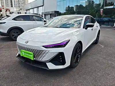 Changan UNI-V 2025