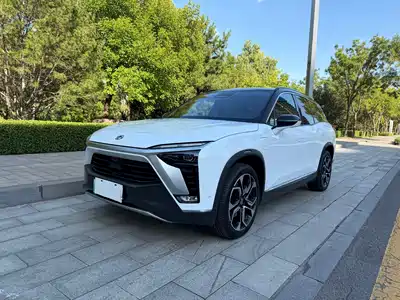 NIO ES8 2022