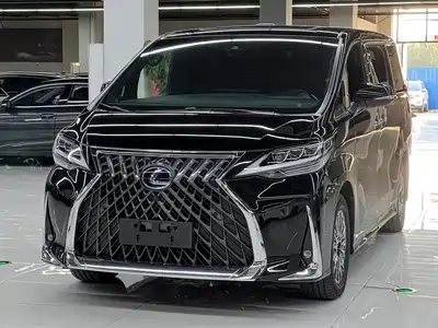 Lexus LM 2022
