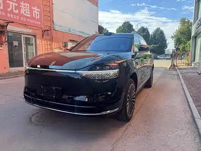 AITO Wenjie M9 2025