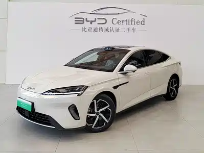 BYD Seal 07 DM-i 2025