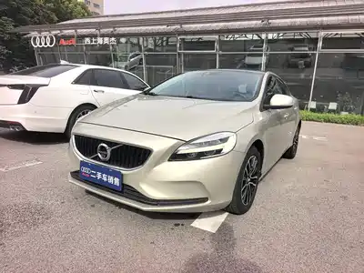 Volvo V40 2017