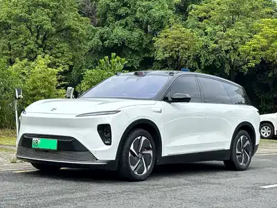 NIO ES8 2024