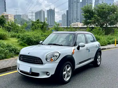 MINI COUNTRYMAN 2013