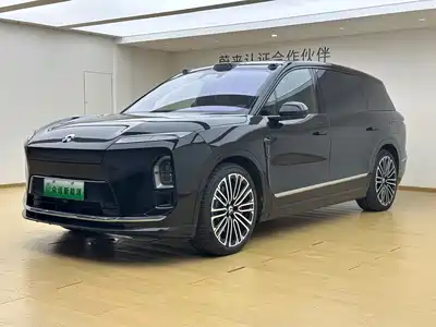 NIO ES8 2025