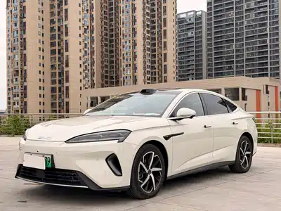 BYD Seal 07 DM-i 2025