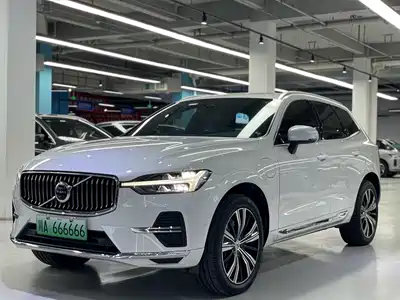 Volvo XC60 Plug-in Hybrid 2021