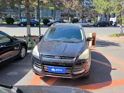 Ford Kuga 2015