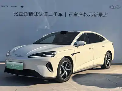 BYD Seal 07 DM-i 2025