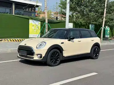 MINI CLUBMAN 2016