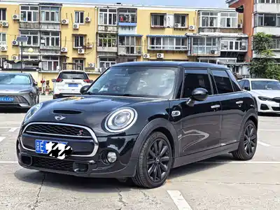 MINI MINI 2016