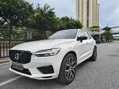 Volvo XC60 Plug-in Hybrid 2021