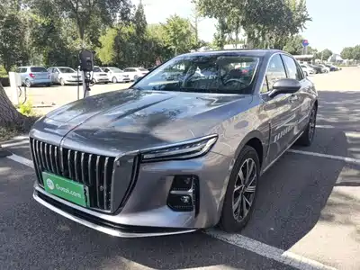 Hongqi H5 PHEV 2025