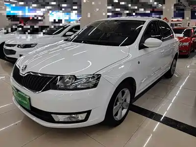 Škoda Rapid 2015