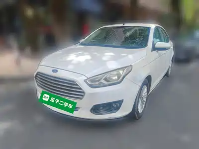 Ford Escort 2015