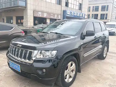 Jeep Grand Cherokee (Import) 2012
