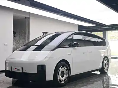 Li Auto MEGA 2025