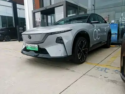Mazda EZ-60 2025
