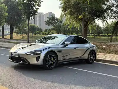 Xiaomi Auto SU7 2024