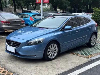 Volvo V40 2014