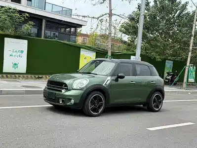 MINI COUNTRYMAN 2014