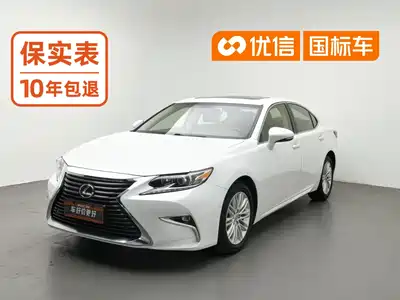 Lexus ES 2017