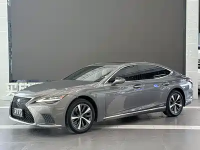 Lexus LS 2022