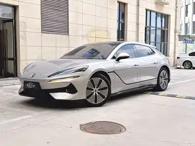 Denza Z9GT 2025