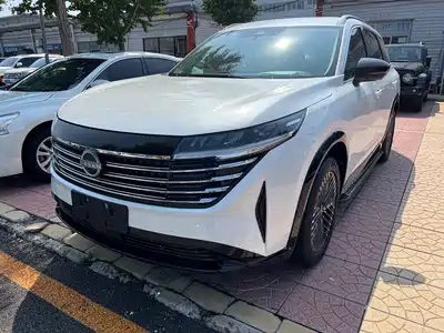 Nissan Terra 2024