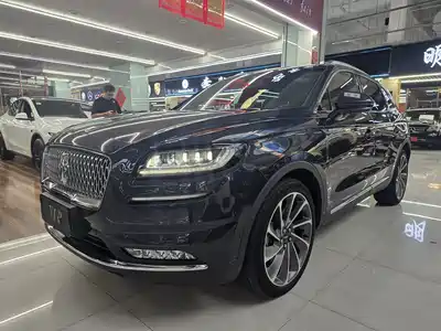 Lincoln Nautilus 2021