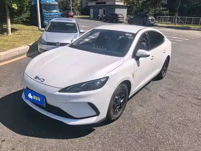 BYD Seal 05 DM-i 2025