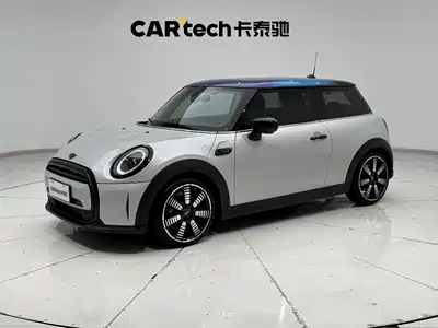 MINI MINI 2022