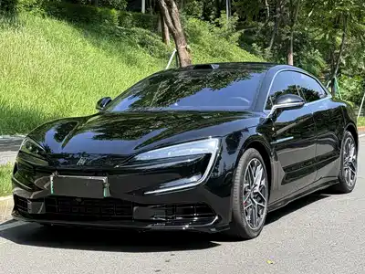 Yangwang U7 2025