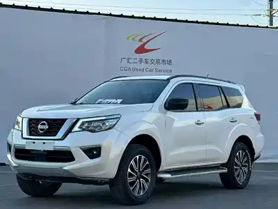 Nissan Terra 2019