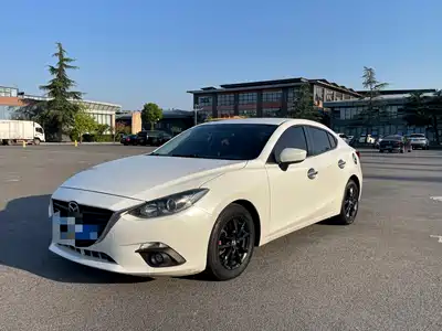 Mazda Mazda3 Axela 2015