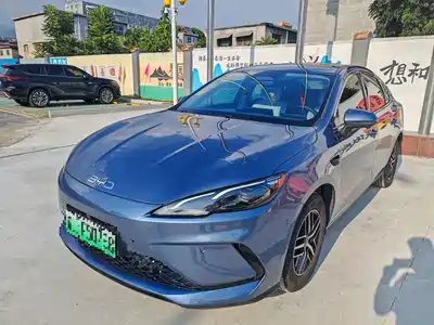 BYD Seal 05 DM-i 2025