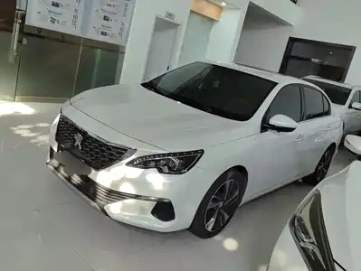 Peugeot 408 2022