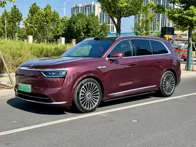 AITO Wenjie M8 2025