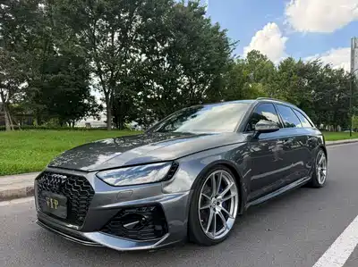 Audi RS 4 2021