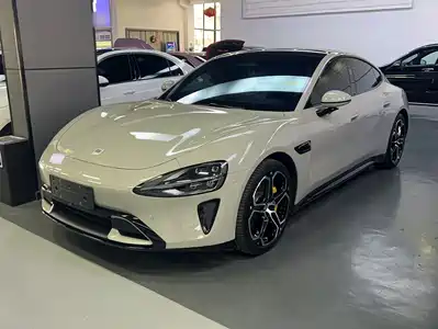 Xiaomi Auto SU7 2024