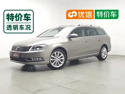 Volkswagen Magotan (Import) 2015