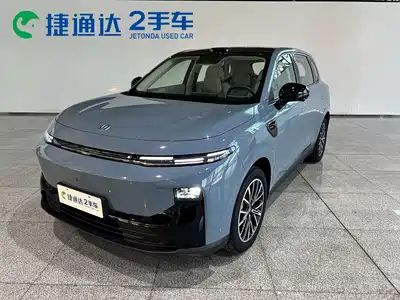 Leapmotor B10 2025