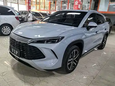 BYD Song L DM-i 2025